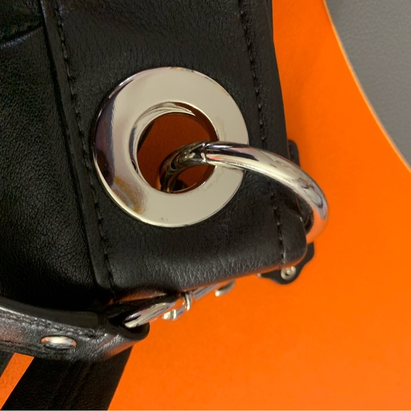 Coach “Ashley Leather Pleated Hippie Bag”Leather Purse Like New condition ❤️ - Picture 5 of 9